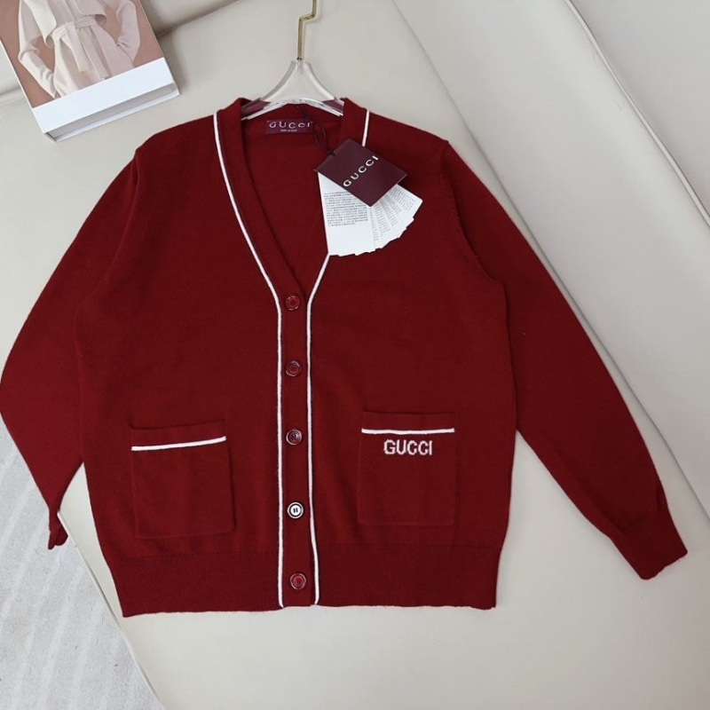 G*u*i coats